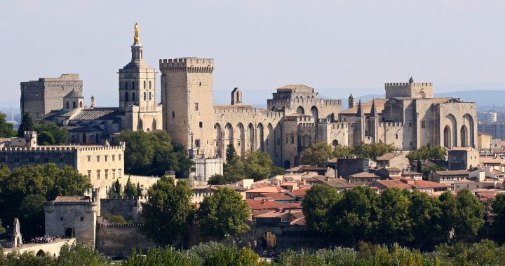 Avignon : Les incontournables à visiter pendant votre voyage